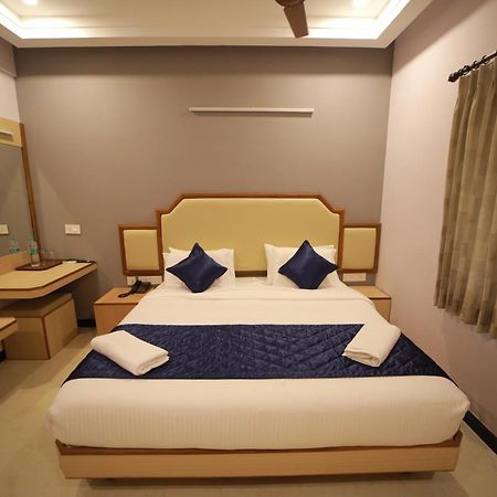 Majestic Hotel Madurai Εξωτερικό φωτογραφία